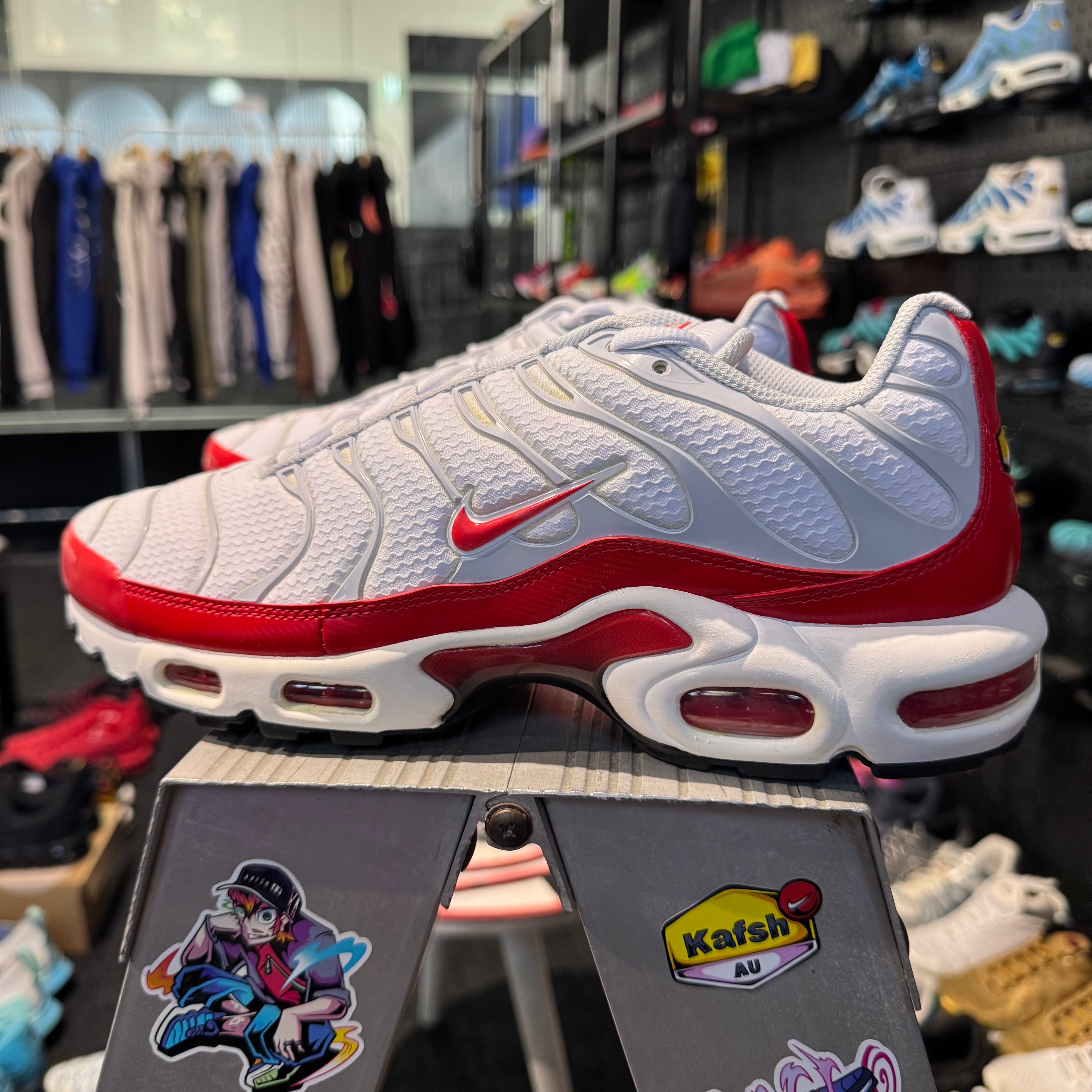 Nike Air Max Plus TN 'White University Red AM1 Tribute Sport Red' (Second hand)