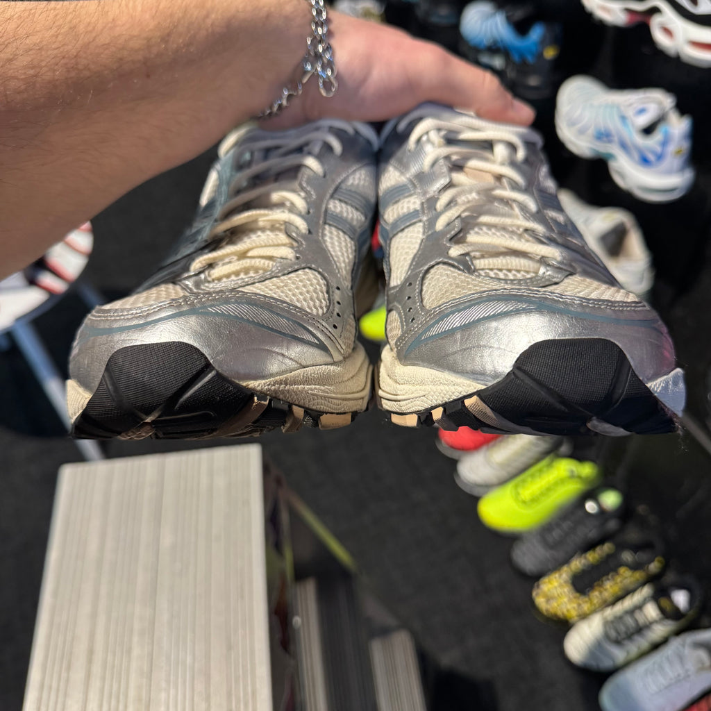 Asics Gel Kayano 14 'Cream Ironclad' (Second hand)