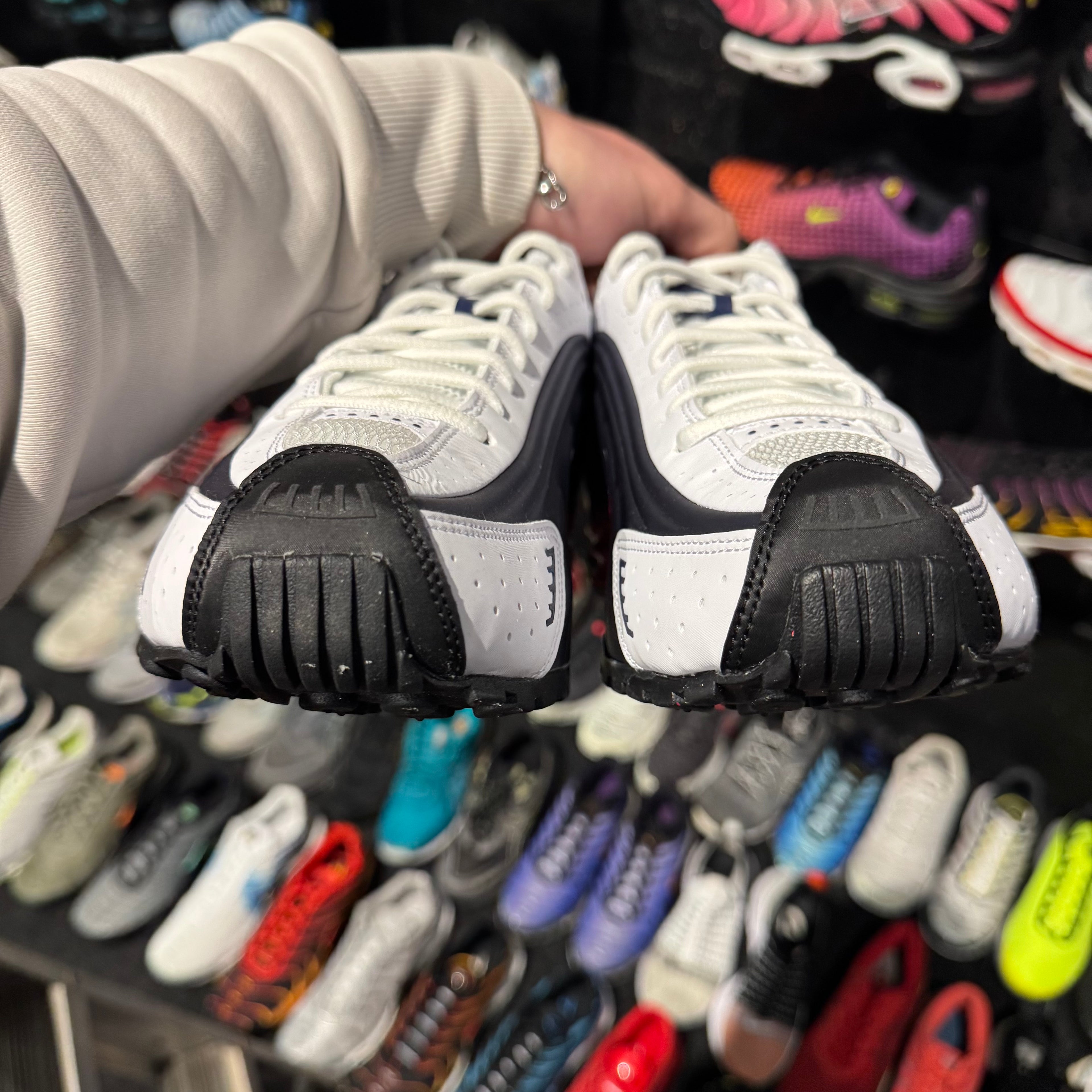 Nike Shox R4 2025 'USA' (Brand New)