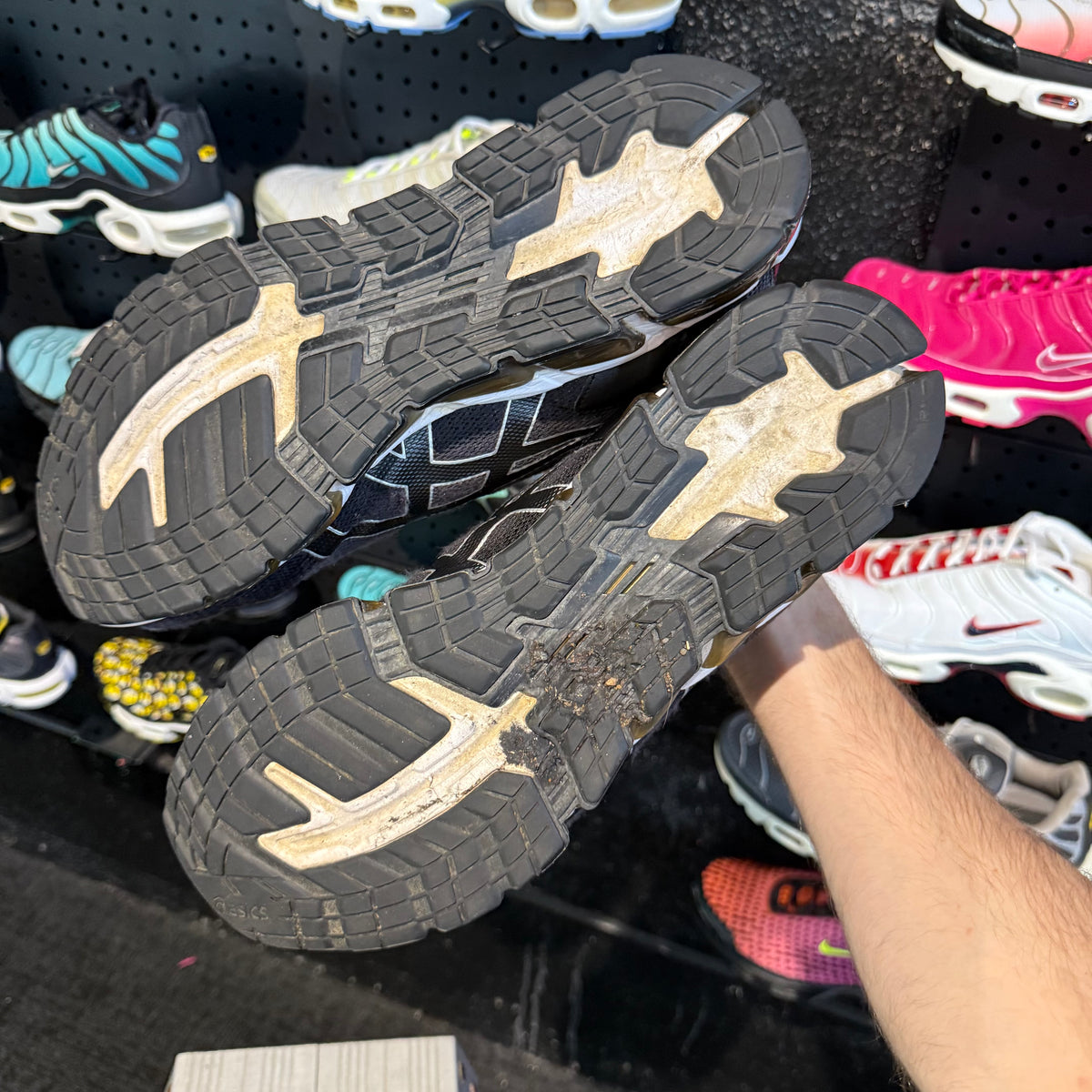 Asics Gel-Quantum 360 6 'Black Graphite Grey' (Second hand)