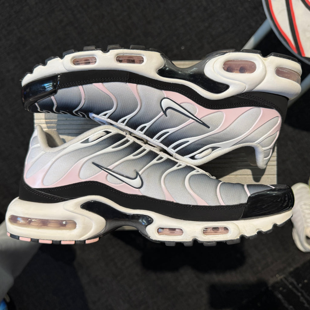Nike Air Max Plus TN 'Black Pink Foam' (Second hand)