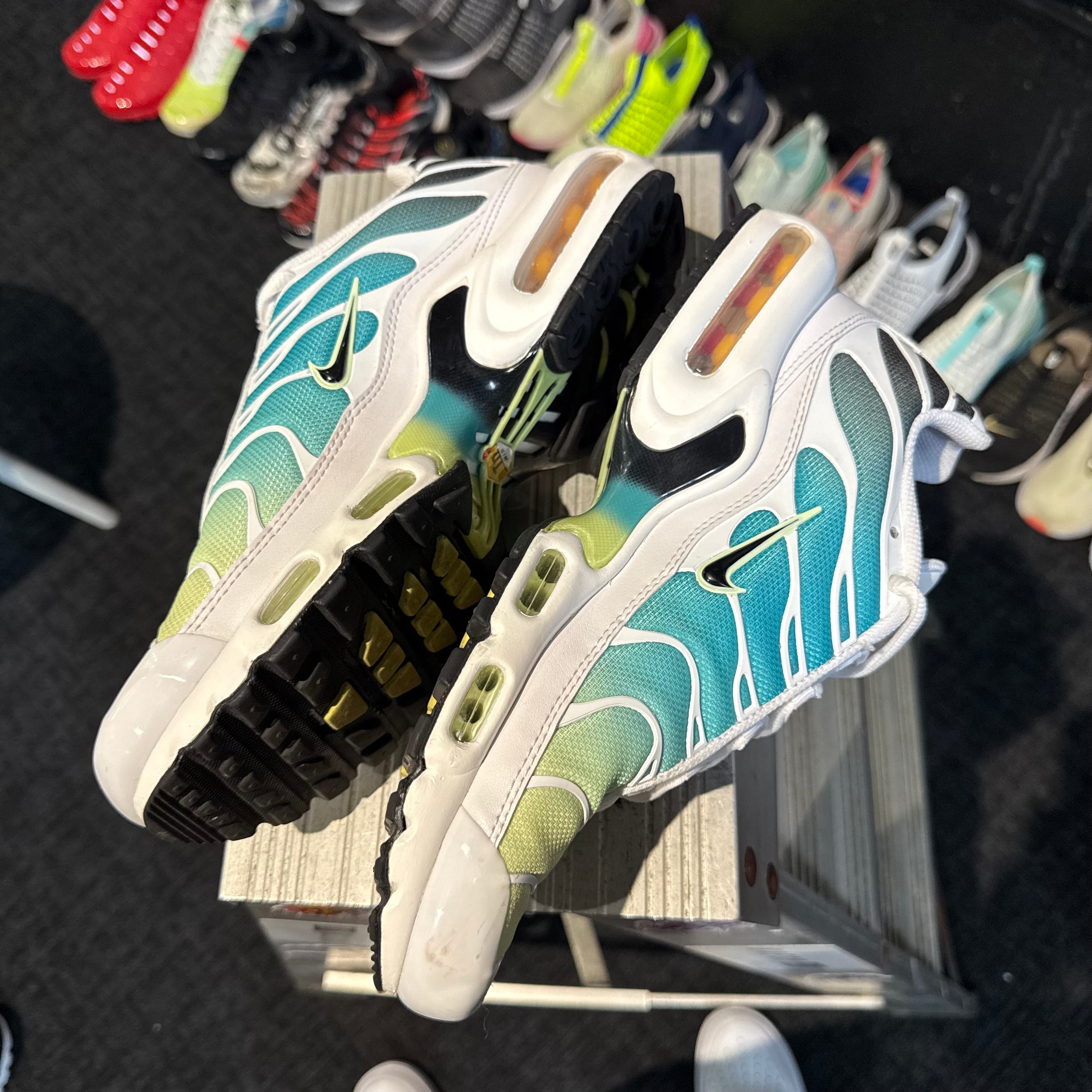 Nike Air Max Plus TN 'Dusty Cactus Barley Volt' (Second hand)