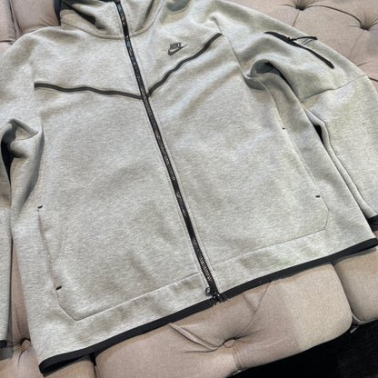 Nike Tech Fleece Hoodie 'Grey' (Second hand)