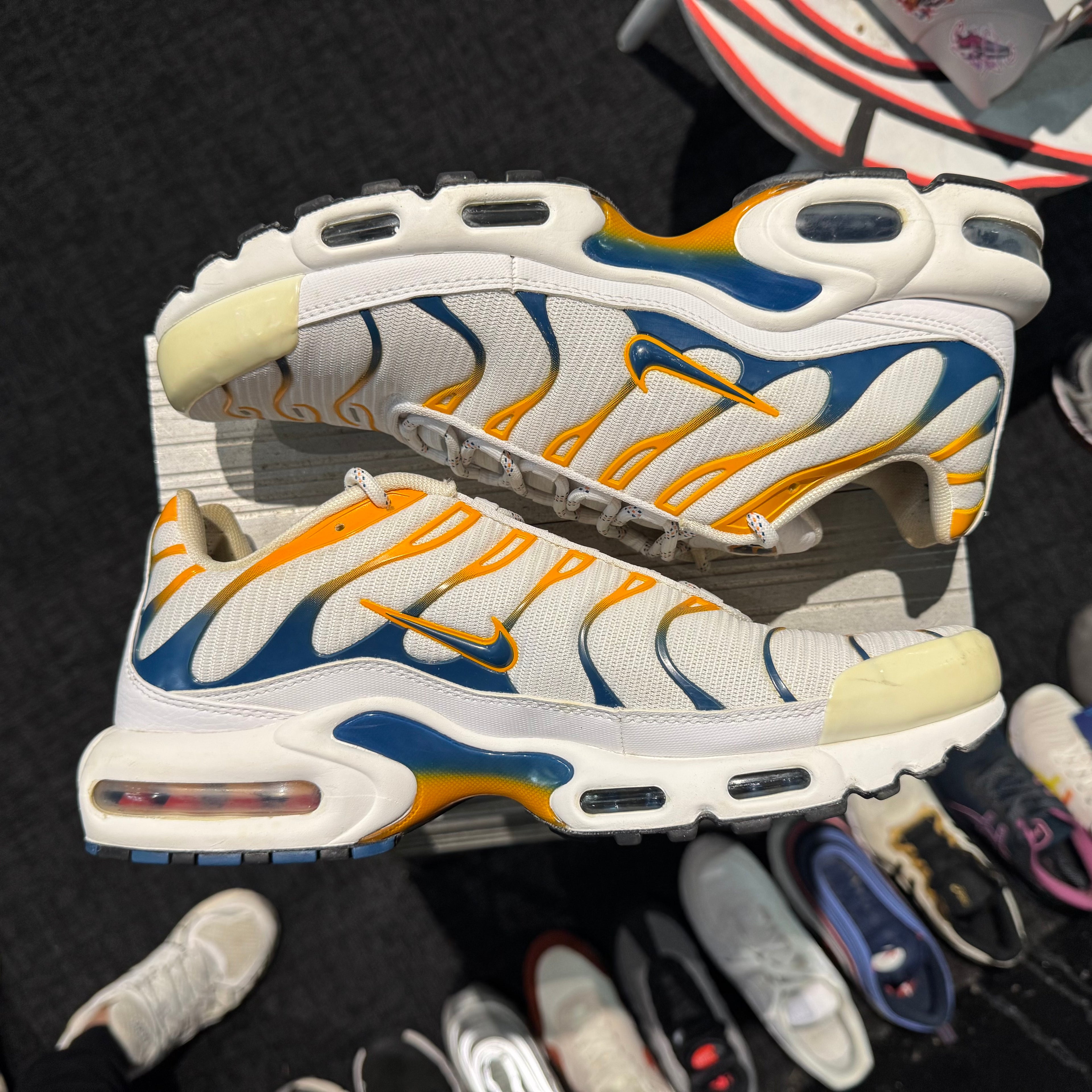 Nike Air Max Plus TN 'White Kumquat Marina Blue Hiking' (Second hand)