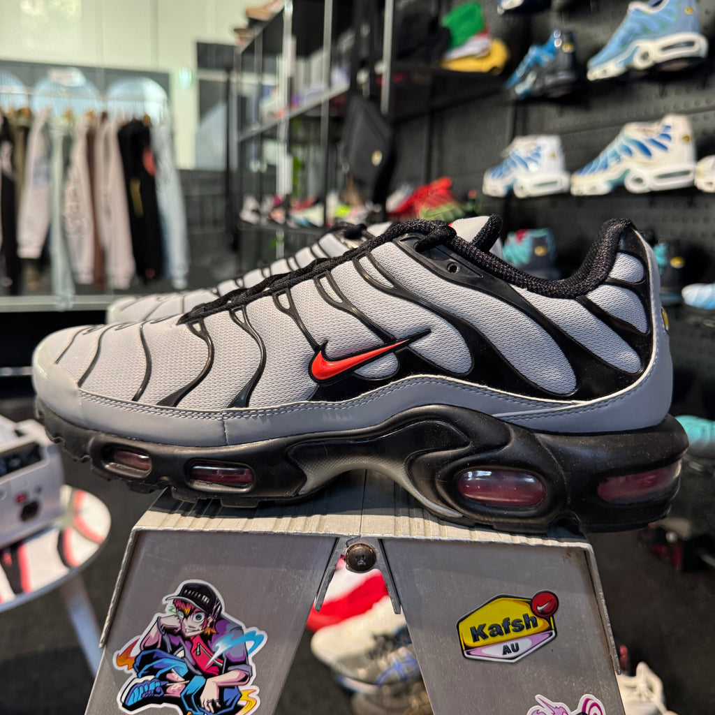 Nike Air Max Plus TN 'Ultron Wolf Grey Bright Crimson' (Brand New)