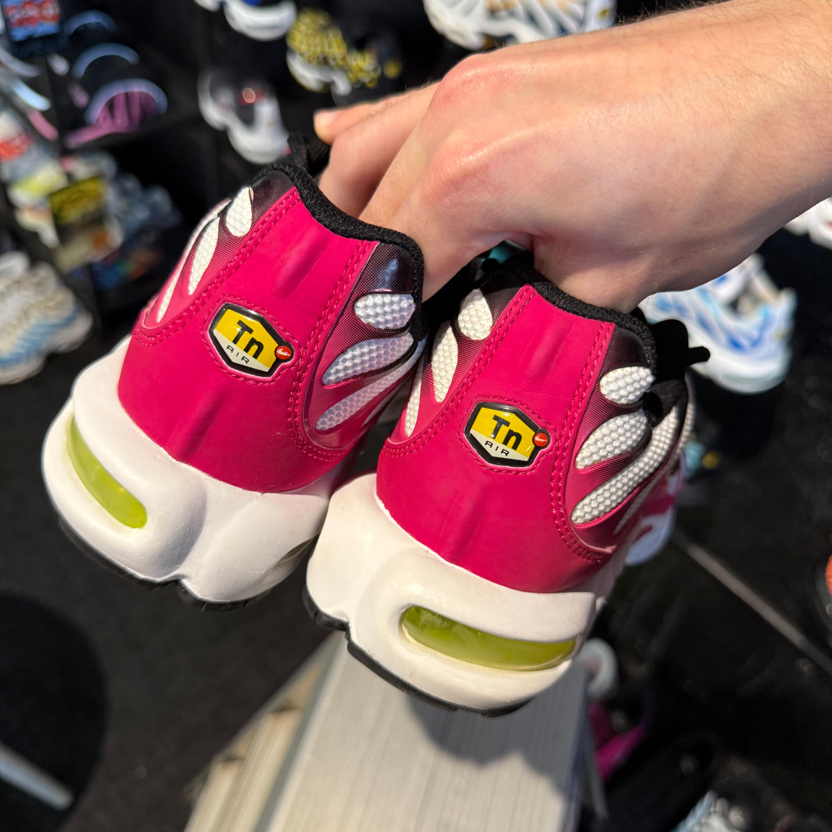 Nike Air Max Plus TN 'Fuchsia' (Second hand)