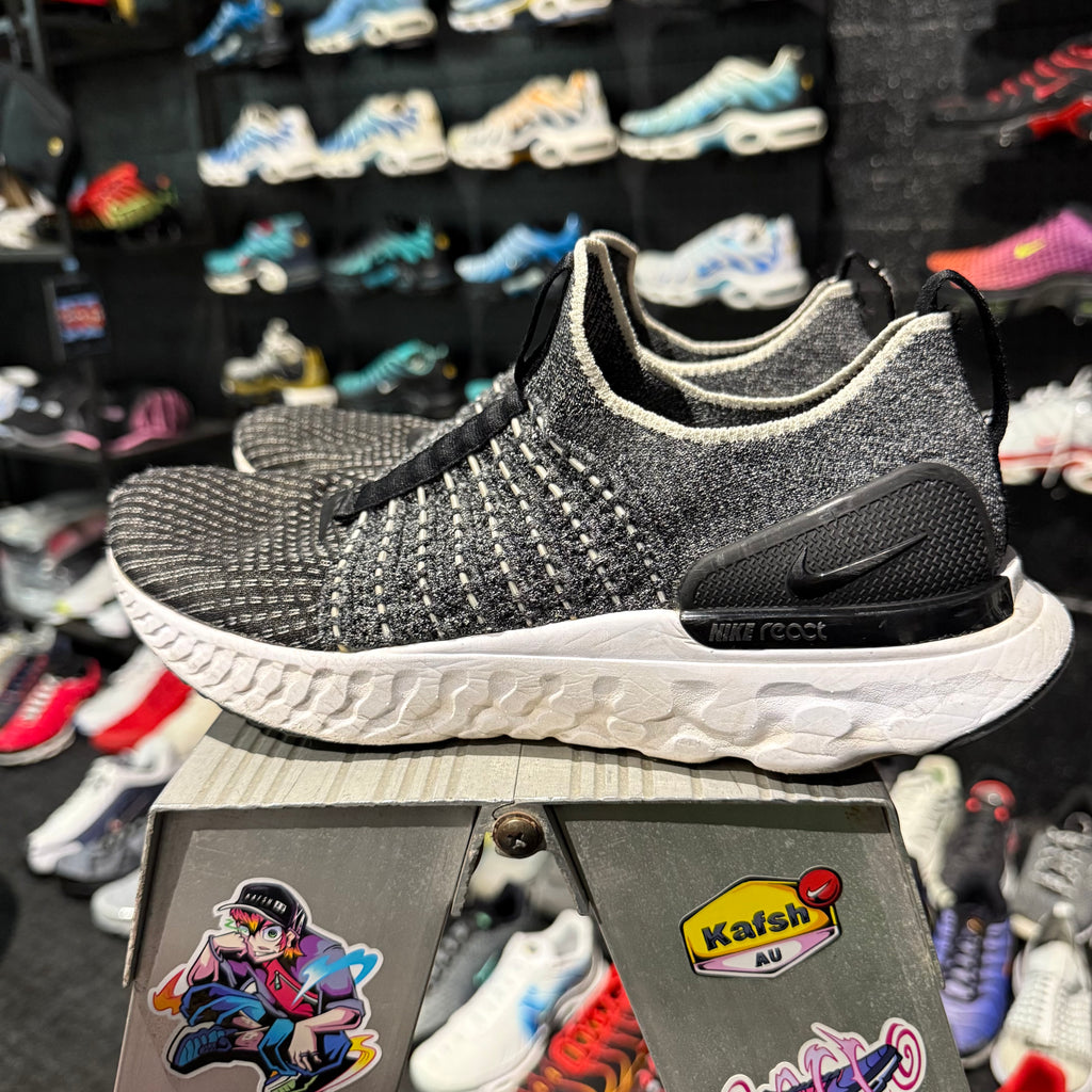 Nike Phantom Run React Flyknit 2 'Black White' (Second hand)