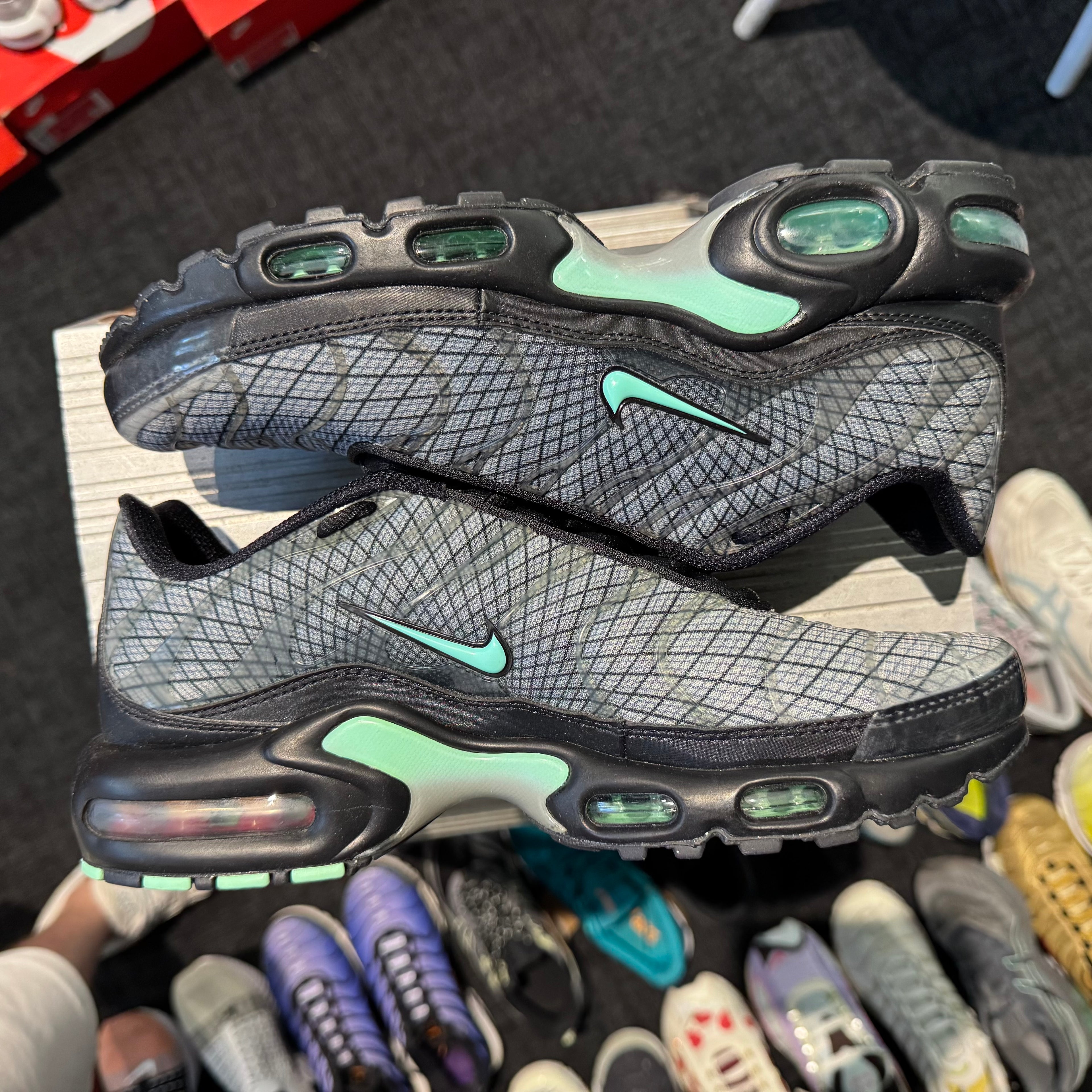 Nike Air Max Plus TN 'Teal Spirograph' (Brand New)