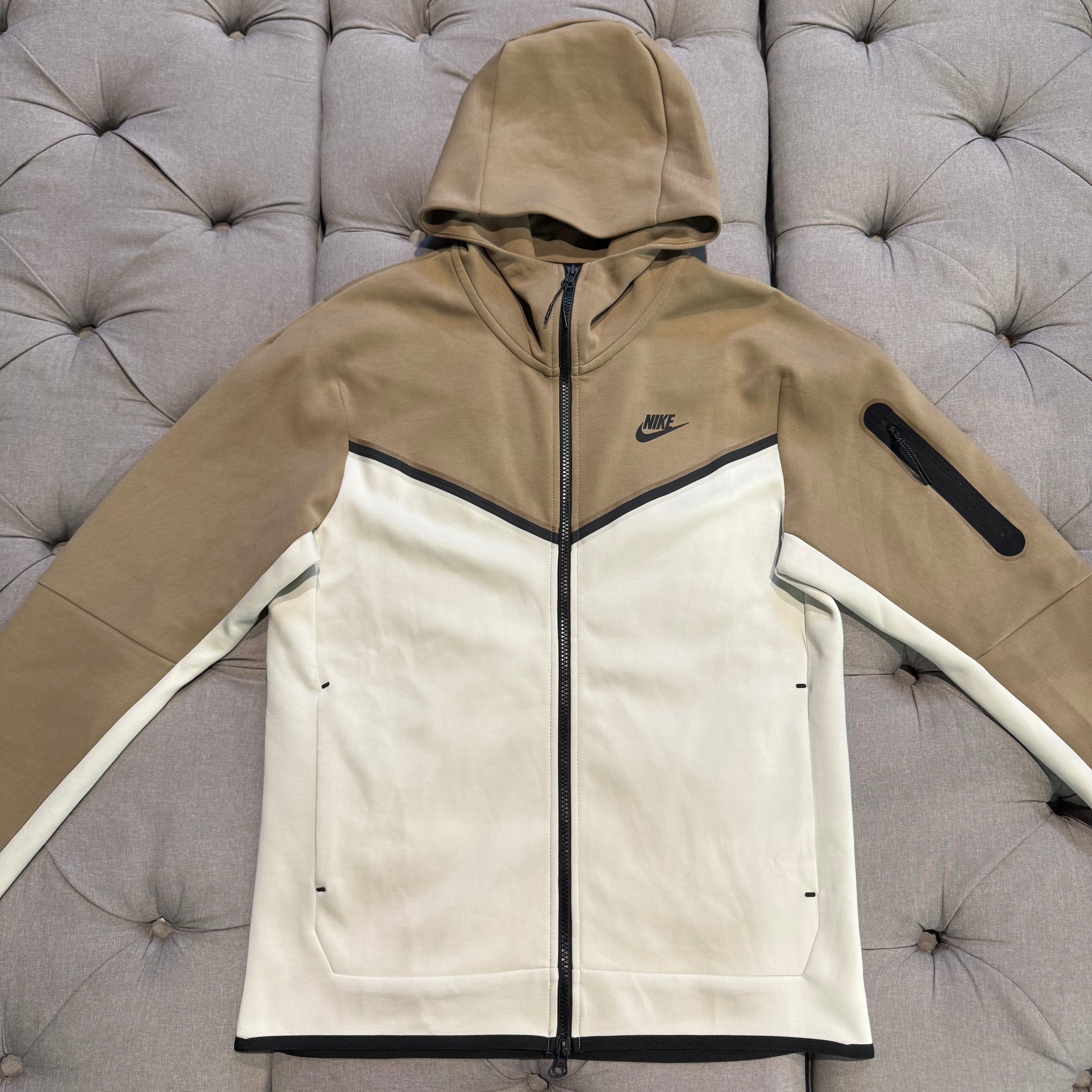 Nike Tech Fleece Jacket 'Brown White' (Second hand)