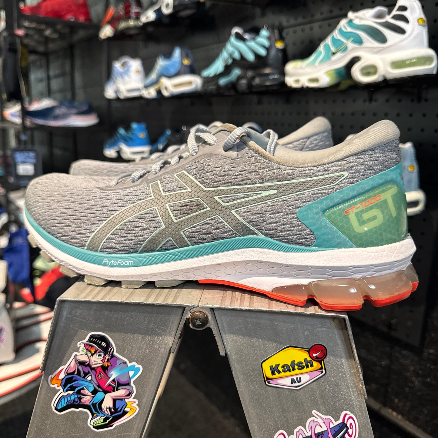 Asics GT-1000 9 Piedmont Grey Bio Mint (Second hand)