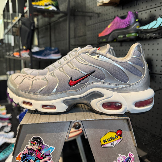 Nike Air Max Plus TN 'Silver Bullet Red Swoosh' (Second hand)