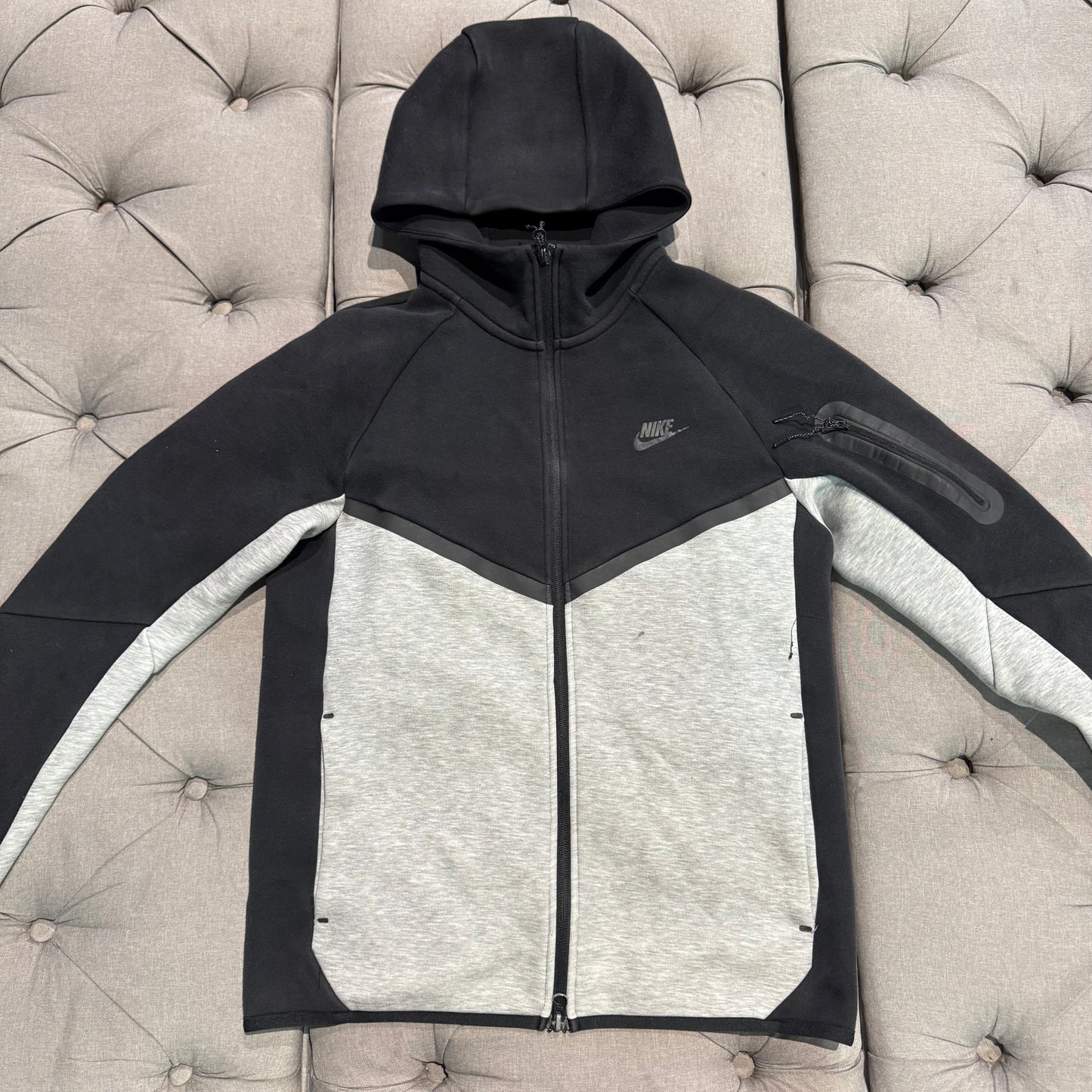 Nike Tech Fleece Jacket 'Black Grey' (Second hand)
