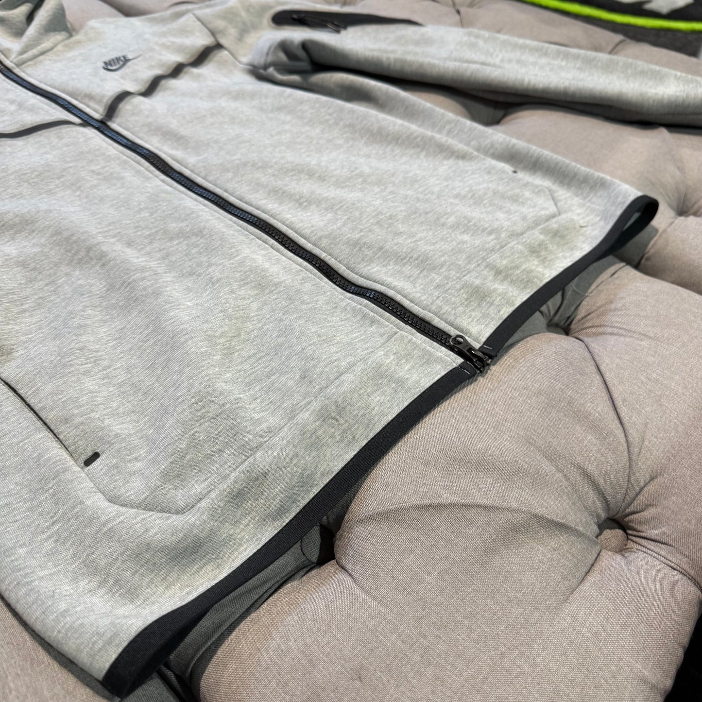 Nike Tech Fleece Jacket 'Grey' (Second hand)