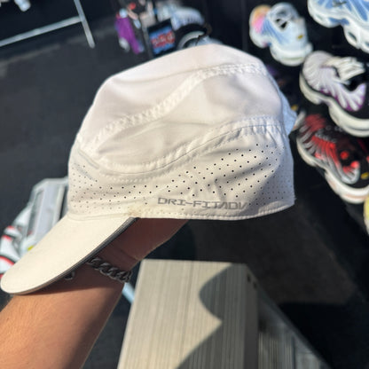 Nike Dri-FIT ADV Club Swoosh Cap 'White' (Second Hand)