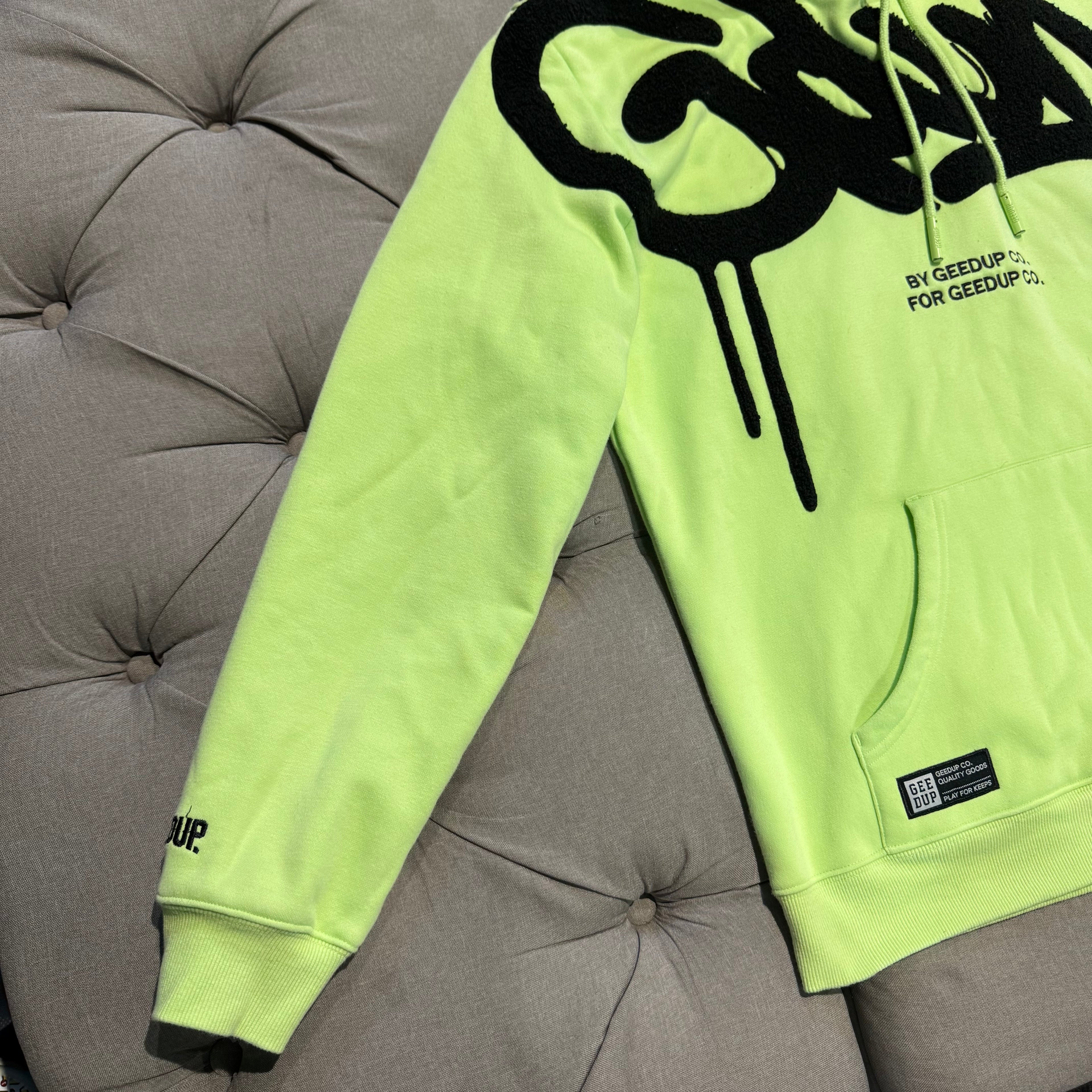 Geedup Handstyle Hoodie 'Pastel Green Black' (Second hand)