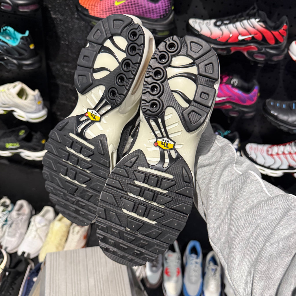 Nike Air Max Plus TN 'Panda' (Brand New)