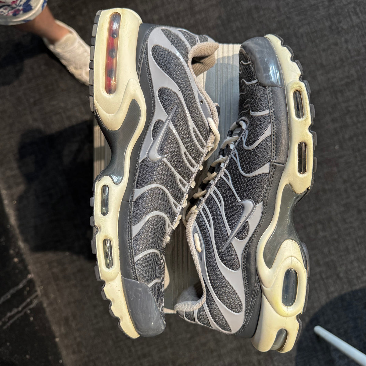 Nike Air Max Plus TN SE 'Iron Cool Grey' (Second hand)