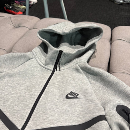 Nike Tech Fleece Jacket 'Grey' (Second hand)