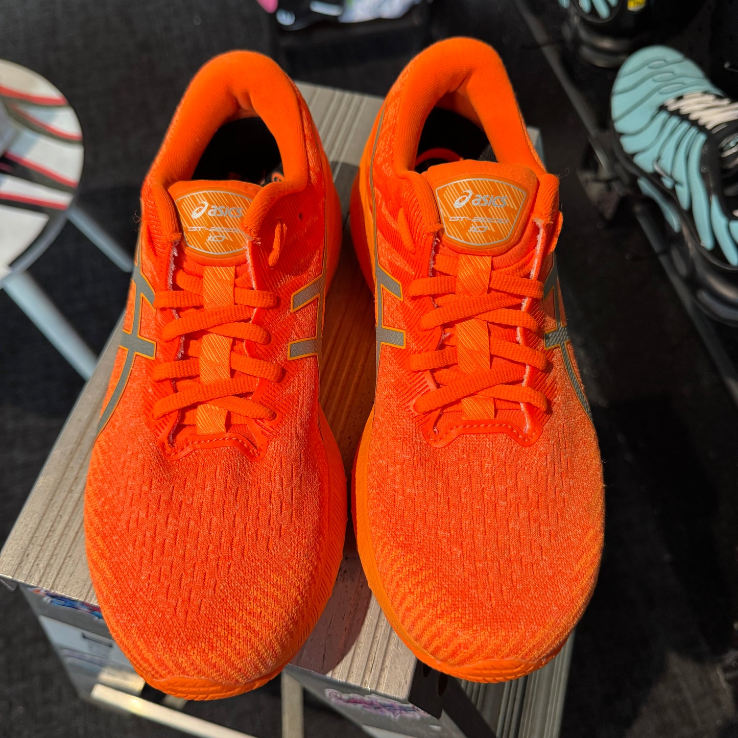 Asics GT-2000 10 Lite Show 'Shocking Orange' (Second hand)