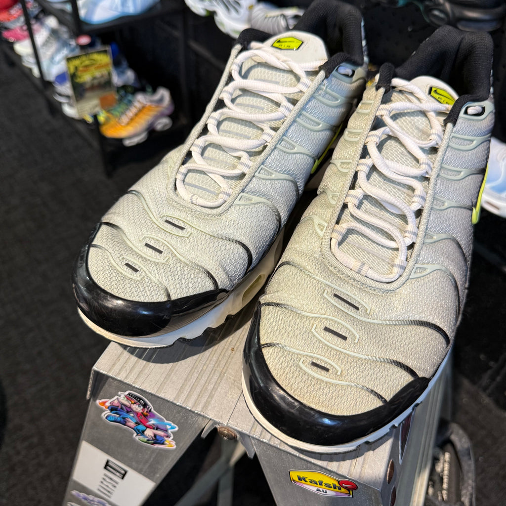 Nike Air Max Plus TN 'Black Bright Cactus' (Second hand)