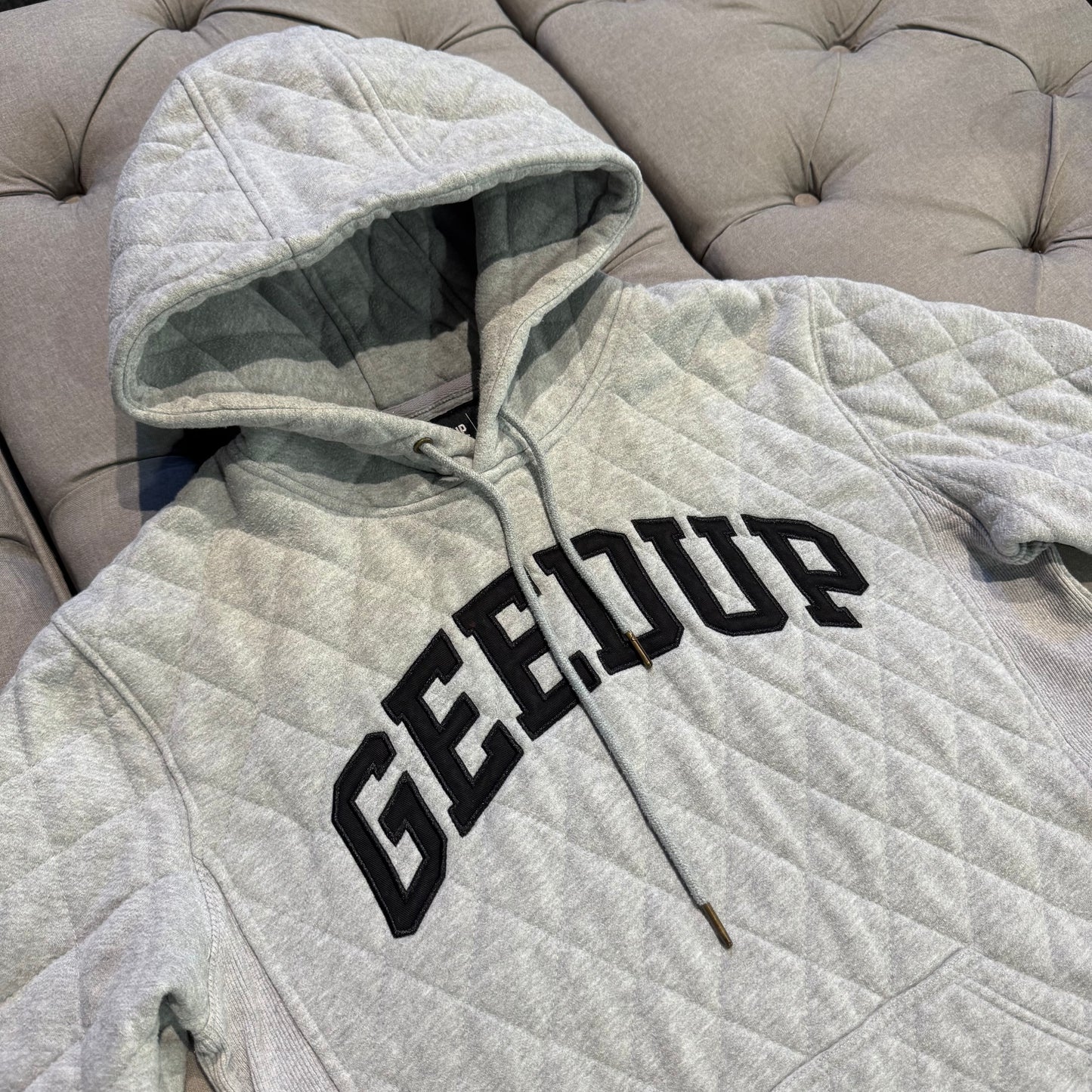 Geedup Quilt Logo Hoodie 'Grey' (Second hand)