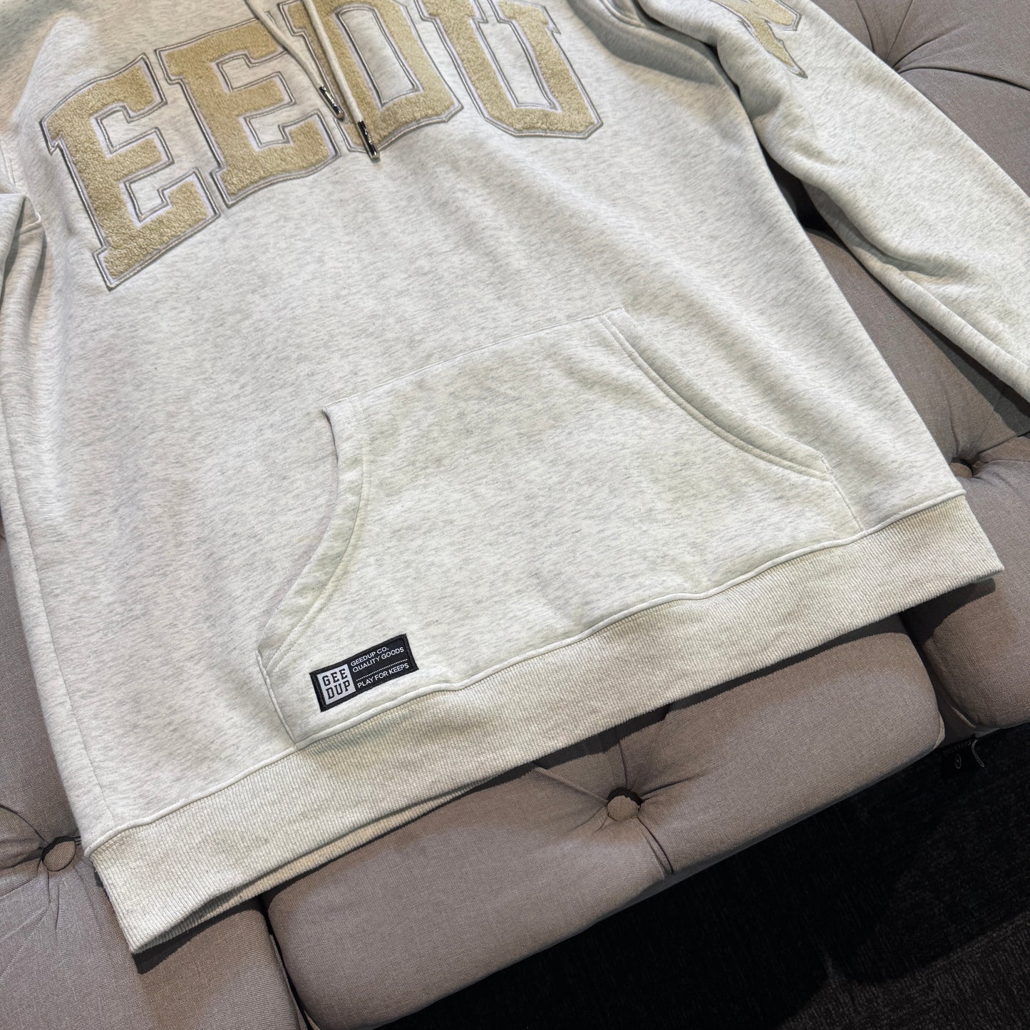 Geedup Team Logo Hoodie 'Wheat' (Second hand)