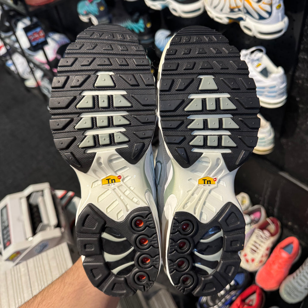 Nike Air Max Plus TN 'Mica Green' (Brand New)