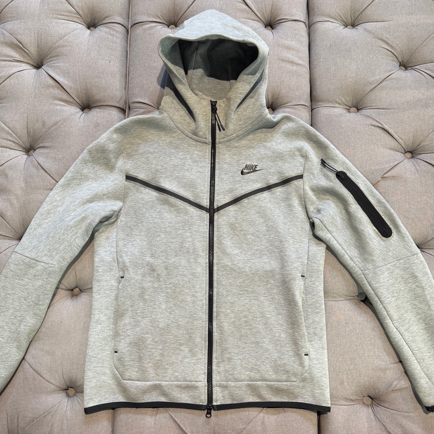 Nike Tech Fleece Jacket 'Grey' (Second hand)