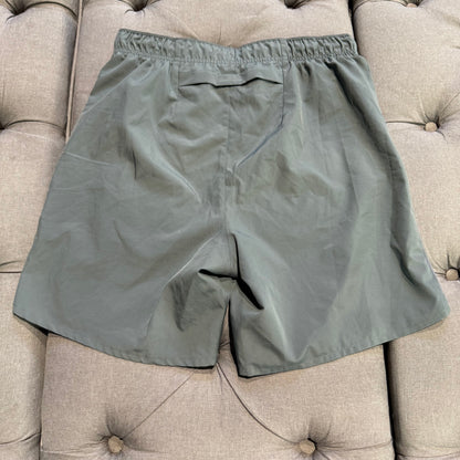 Nike Dri-Fit Challenger 7 Inch Unlined Shorts 'Grey' (Second hand)