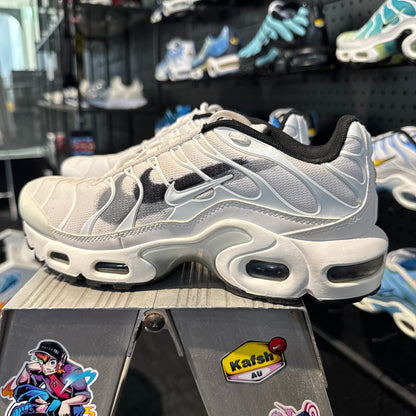 Nike Air Max Plus TN 'Multi Swoosh White Black' (Second hand)