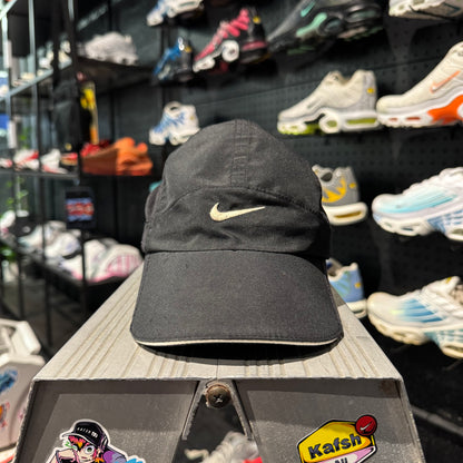 Nike Featherlight Cap 'Black White ' (Second hand)