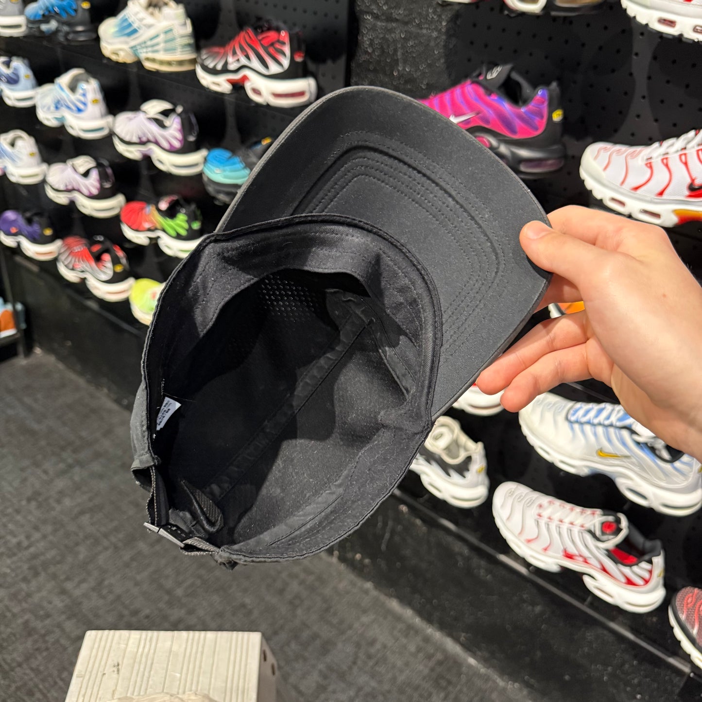 Nike AW84 TN Air Aerobill Dri-Fit Cap 'Black' (Second Hand)