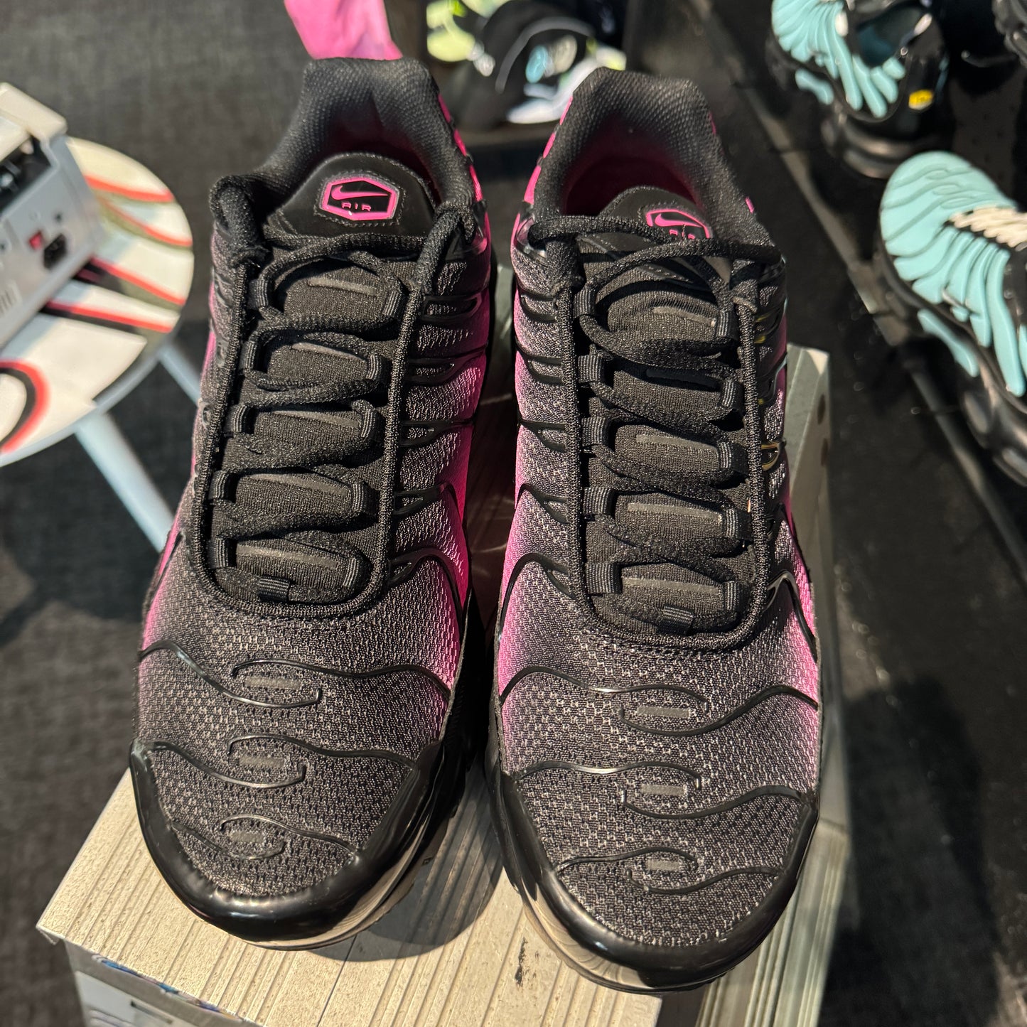 Nike Air Max Plus TN 'Black Hyper Pink' (Brand New)