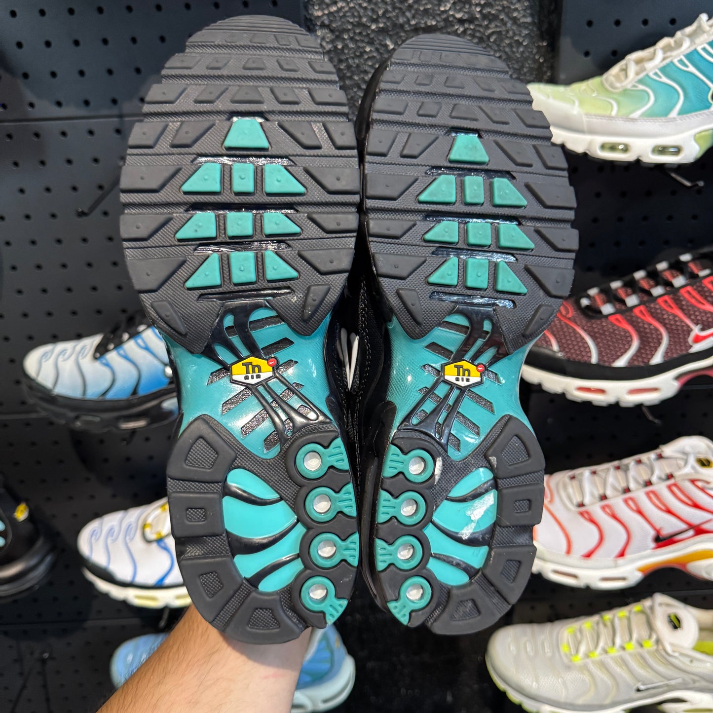 Nike Air Max Plus TN 'Aqua Fade' (Second hand)