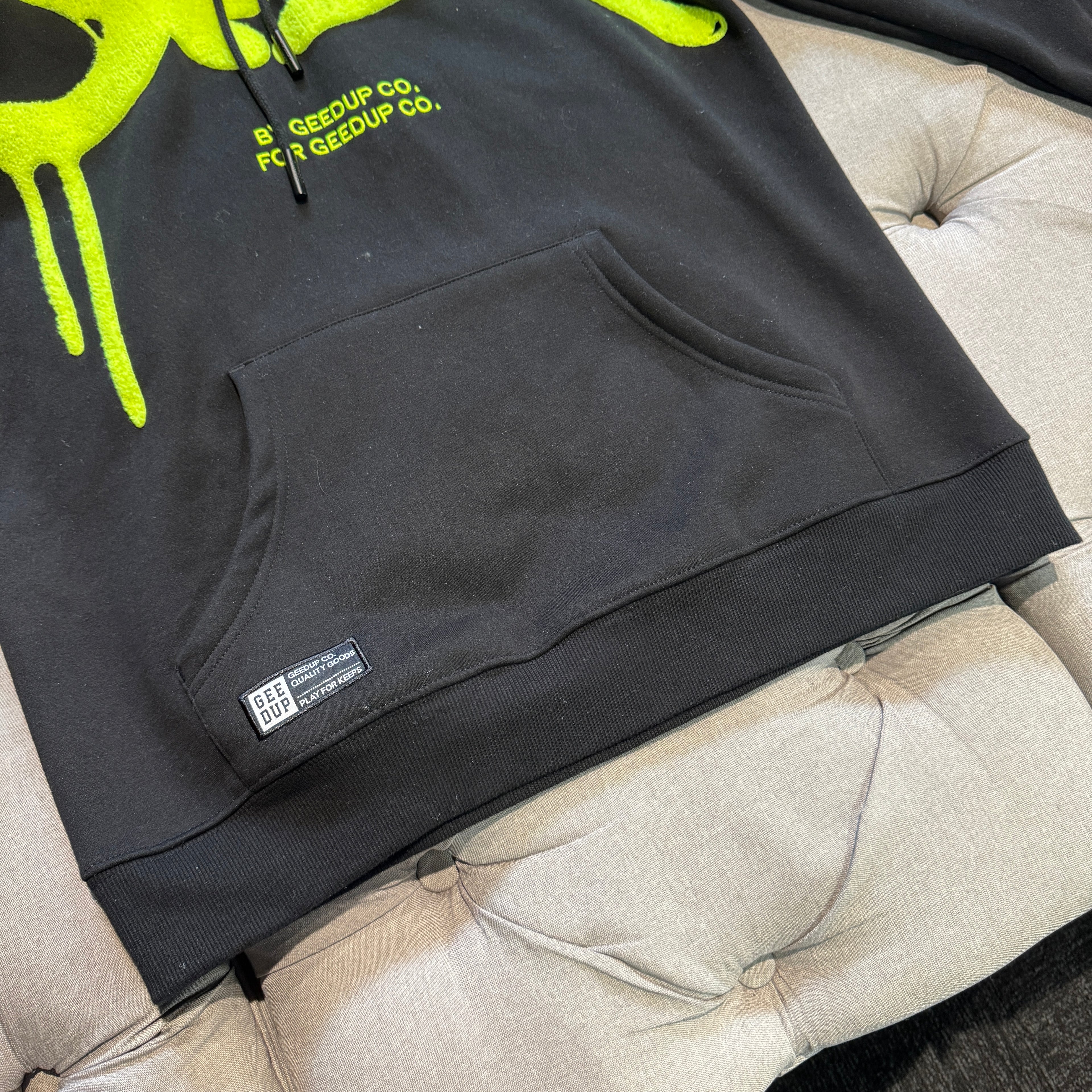 Geedup Handstyle Hoodie 'Black Volt' (Second hand)
