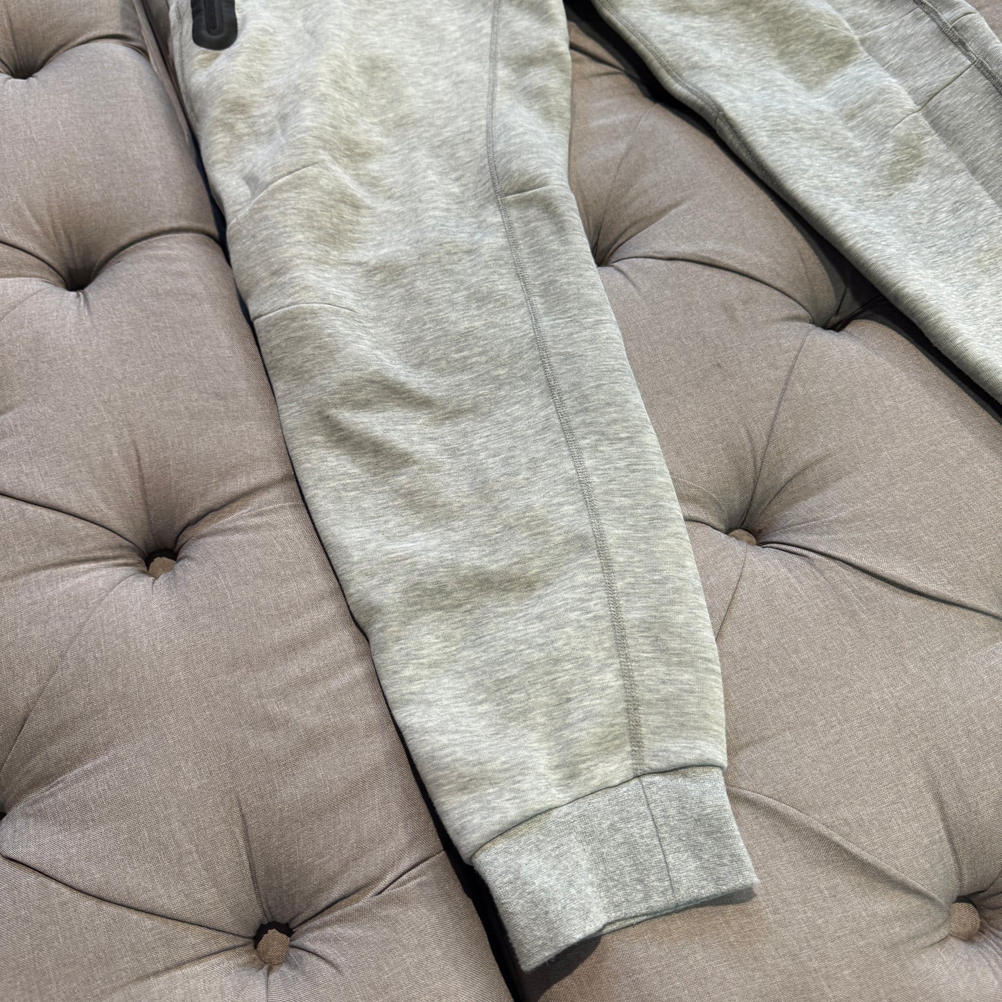 Nike Tech Fleece Pants 'Grey' (Second hand)