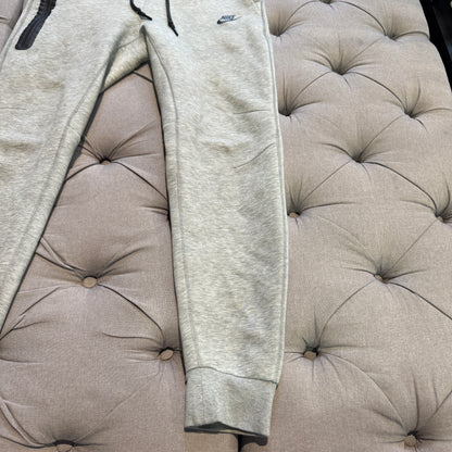 Nike Tech Fleece Track Pants 'Grey' (Second hand)