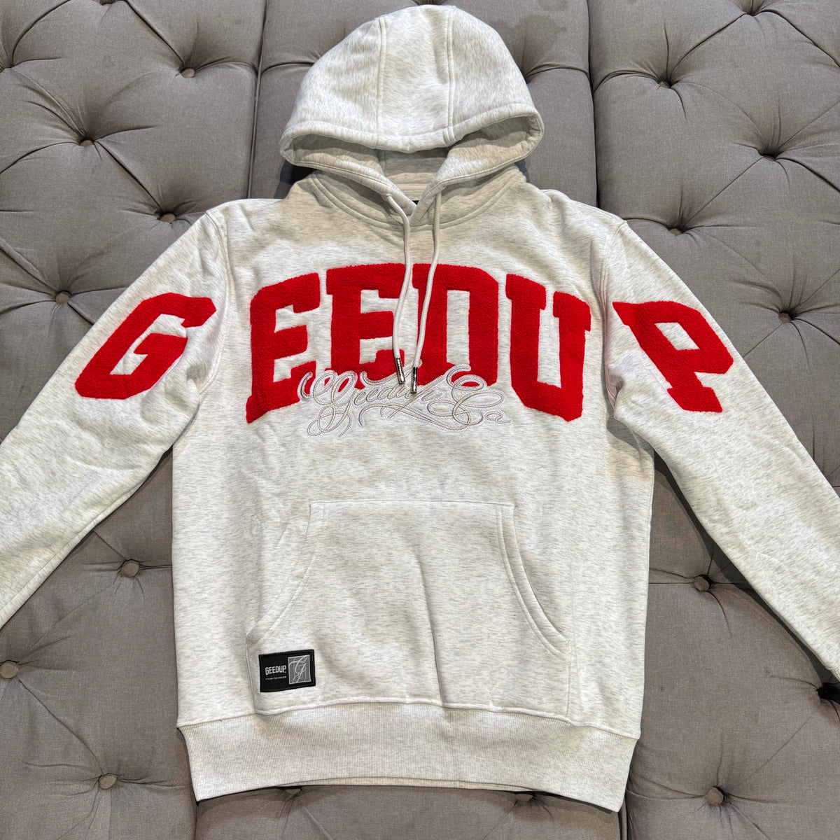 Geedup Team Logo Script Hoodie 'Marle White Red' (Brand New)