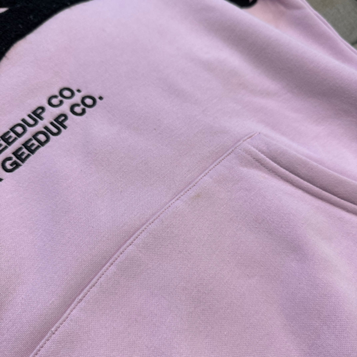 Geedup Handstyle Hoodie 'Lavender Black' (Second hand)