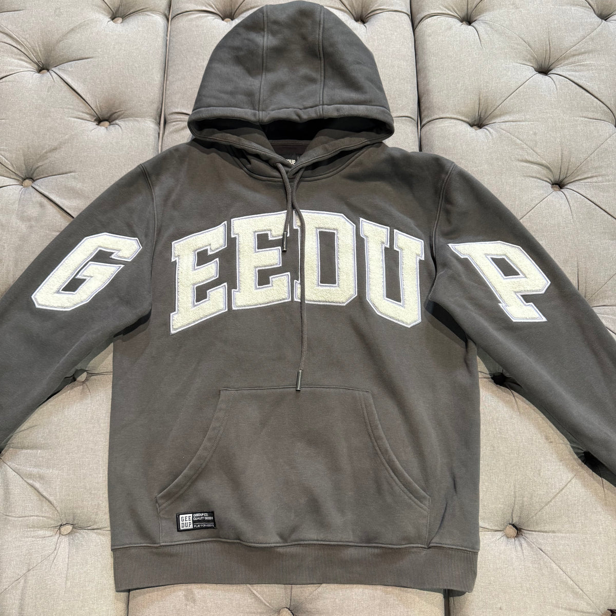 Geedup Team Logo Hoodie 'Asphalt Grey' (Second hand)