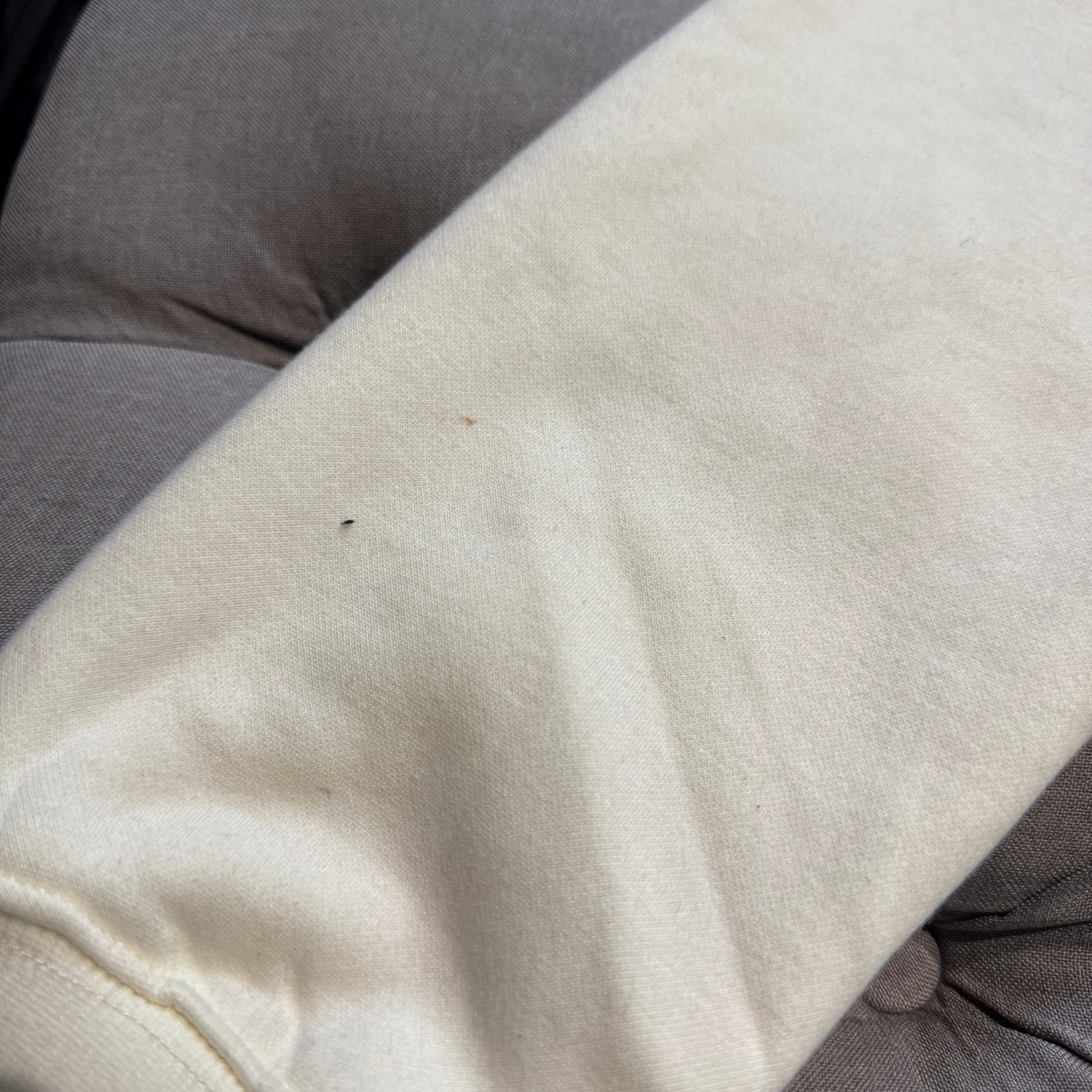 Geedup OS Script Crewneck 'Cream' (Second hand)