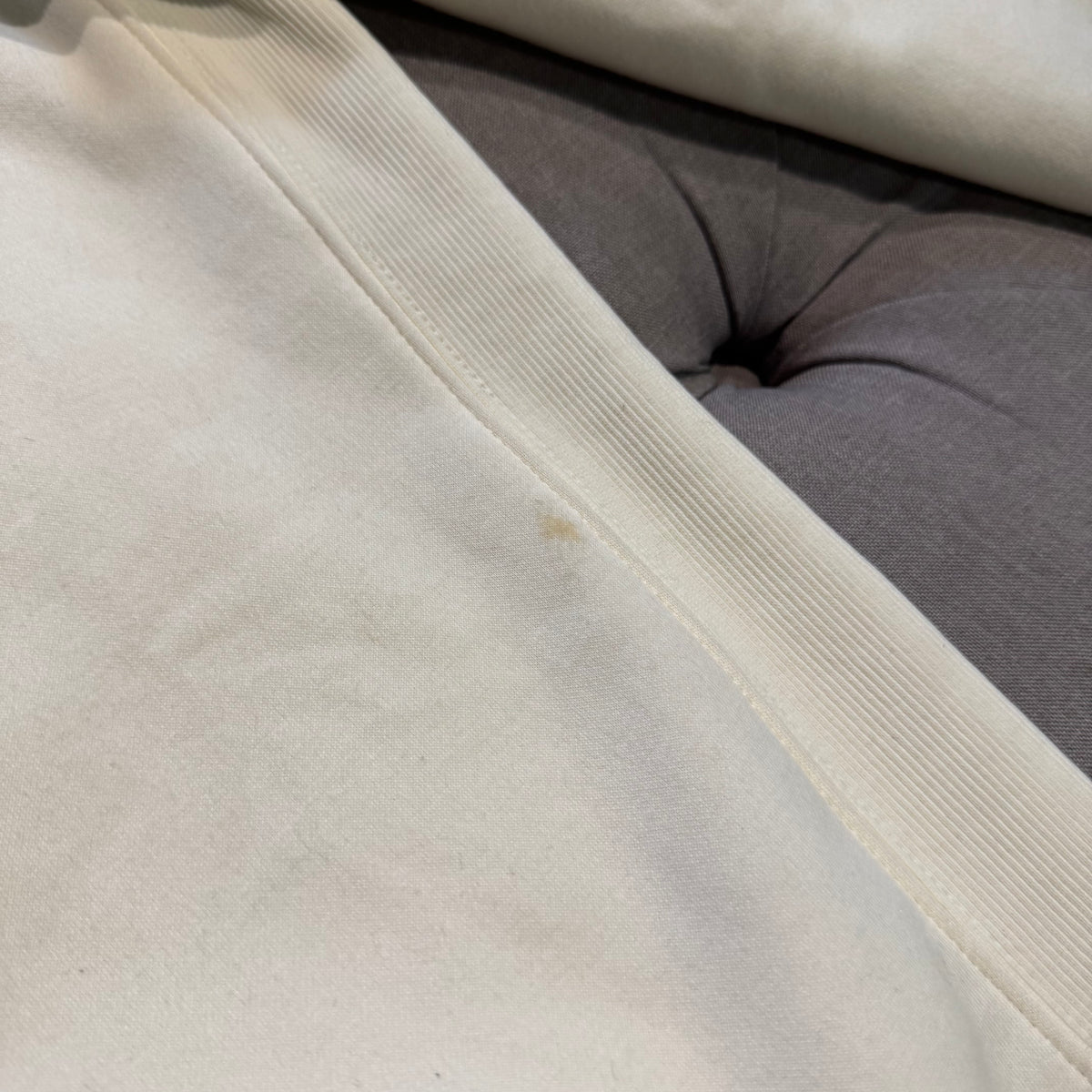 Geedup OS Script Crewneck 'Cream' (Second hand)