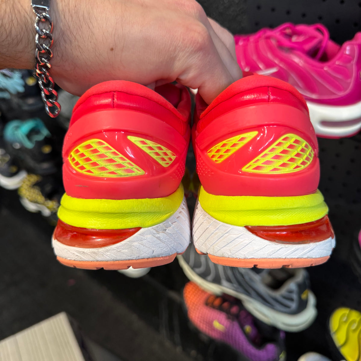 Asics Gel Kayano 26 'Laser Pink Sour Yuzu' (Second hand)