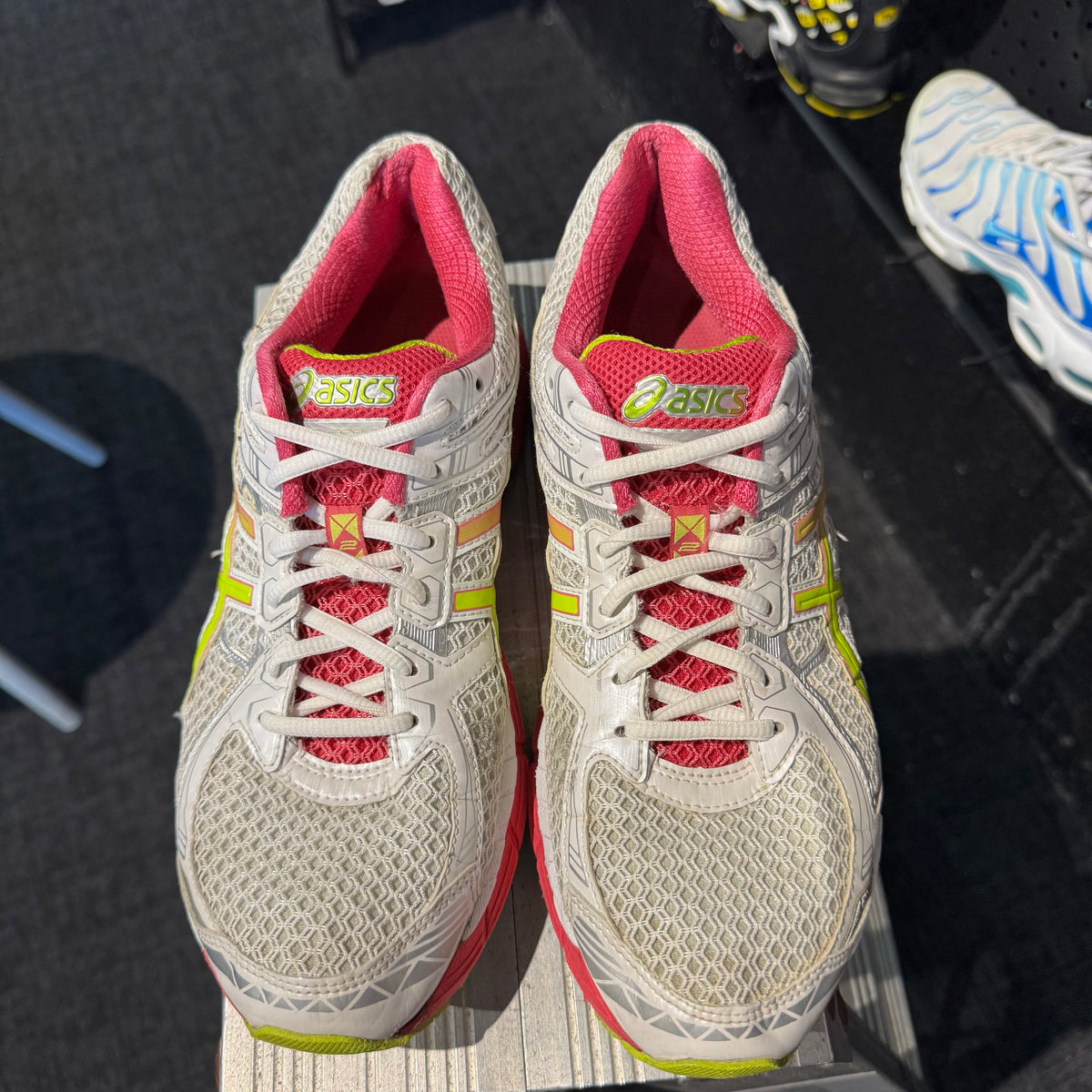 Asics GT-2000 2 'Pink Black Rose Gold' (Second hand)