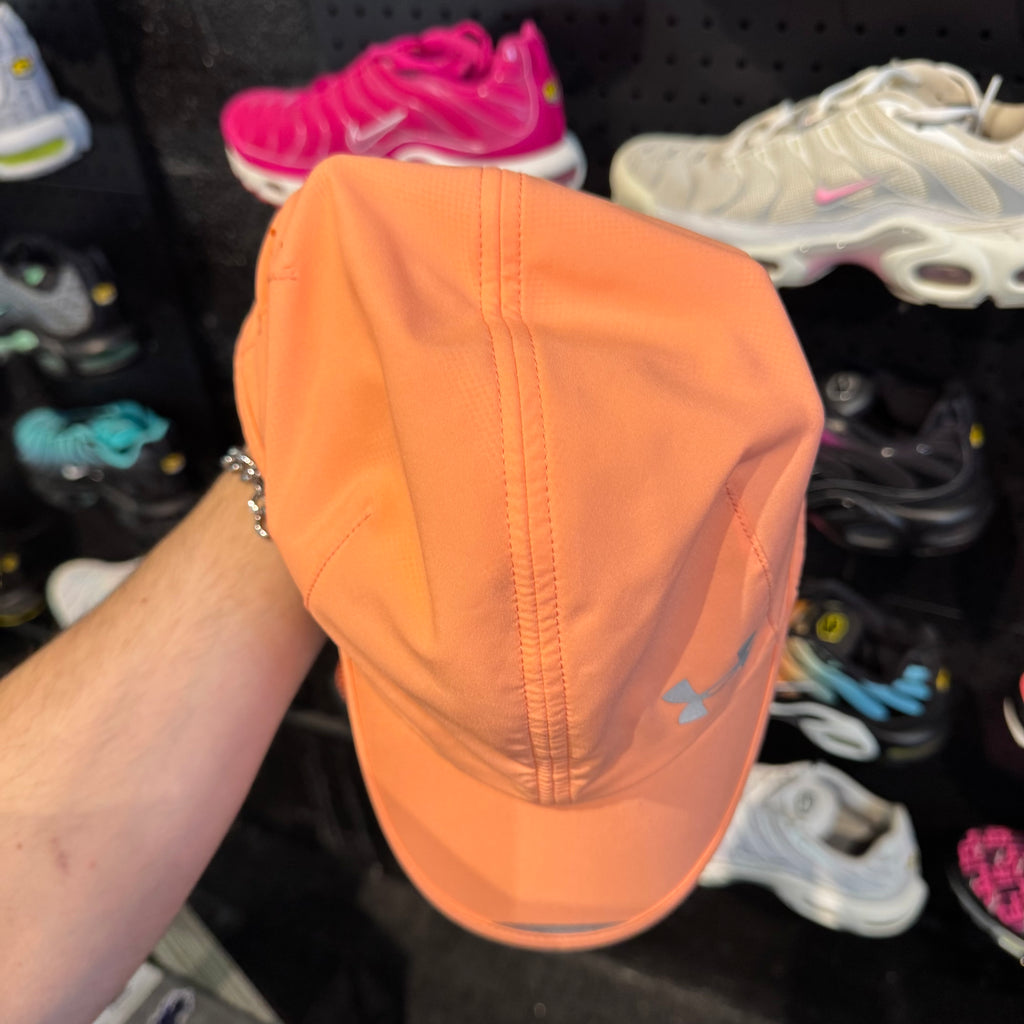 Under Armour Iso-Chill Launch Adjustable Cap 'Coral' (Second Hand)