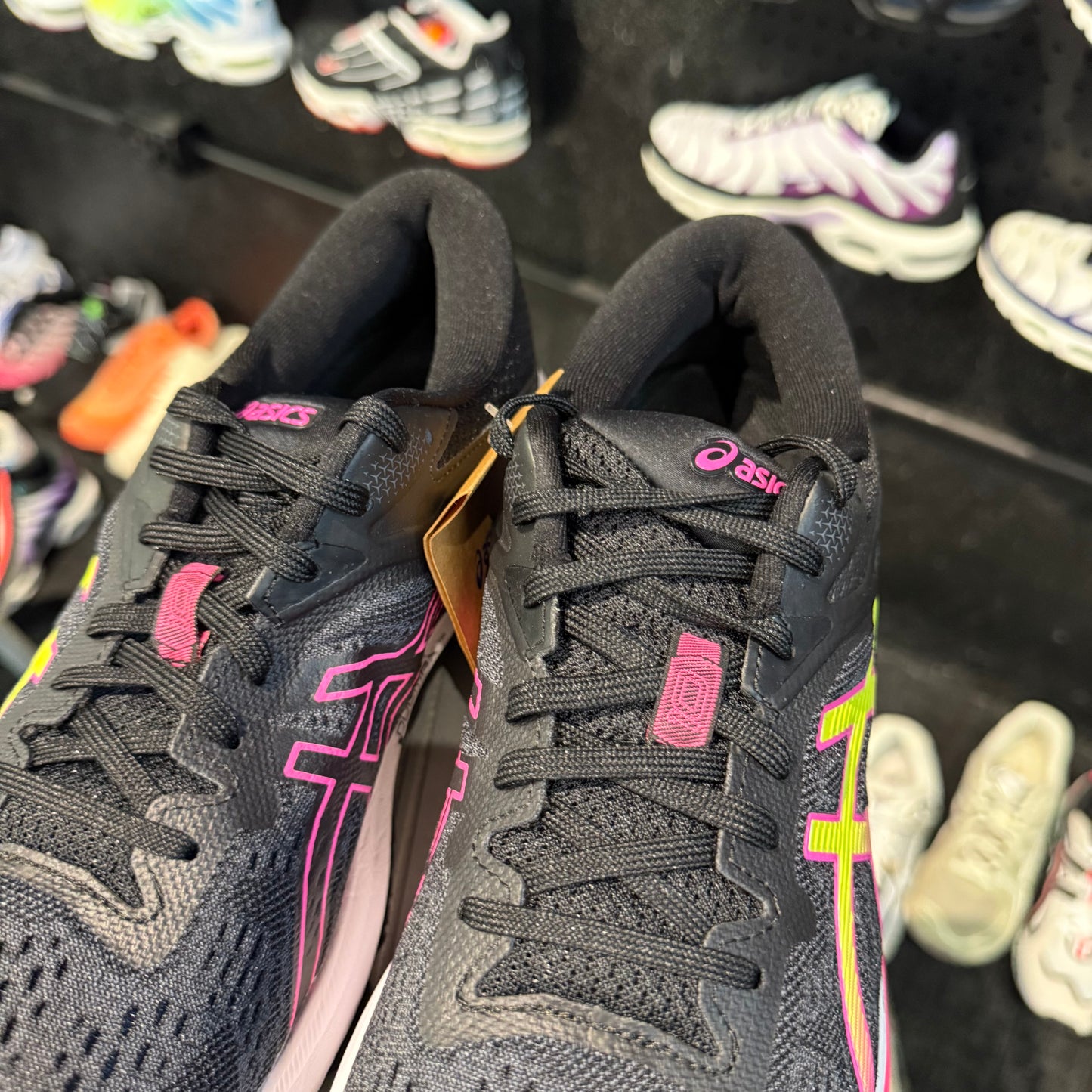 Asics Gel GT-1000 10 'Black Hot Pink' (Brand New)