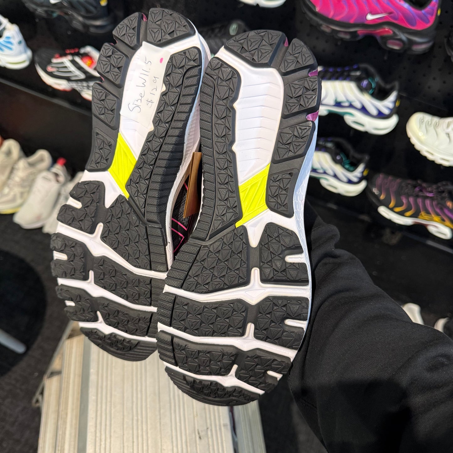 Asics Gel GT-1000 10 'Black Hot Pink' (Brand New)